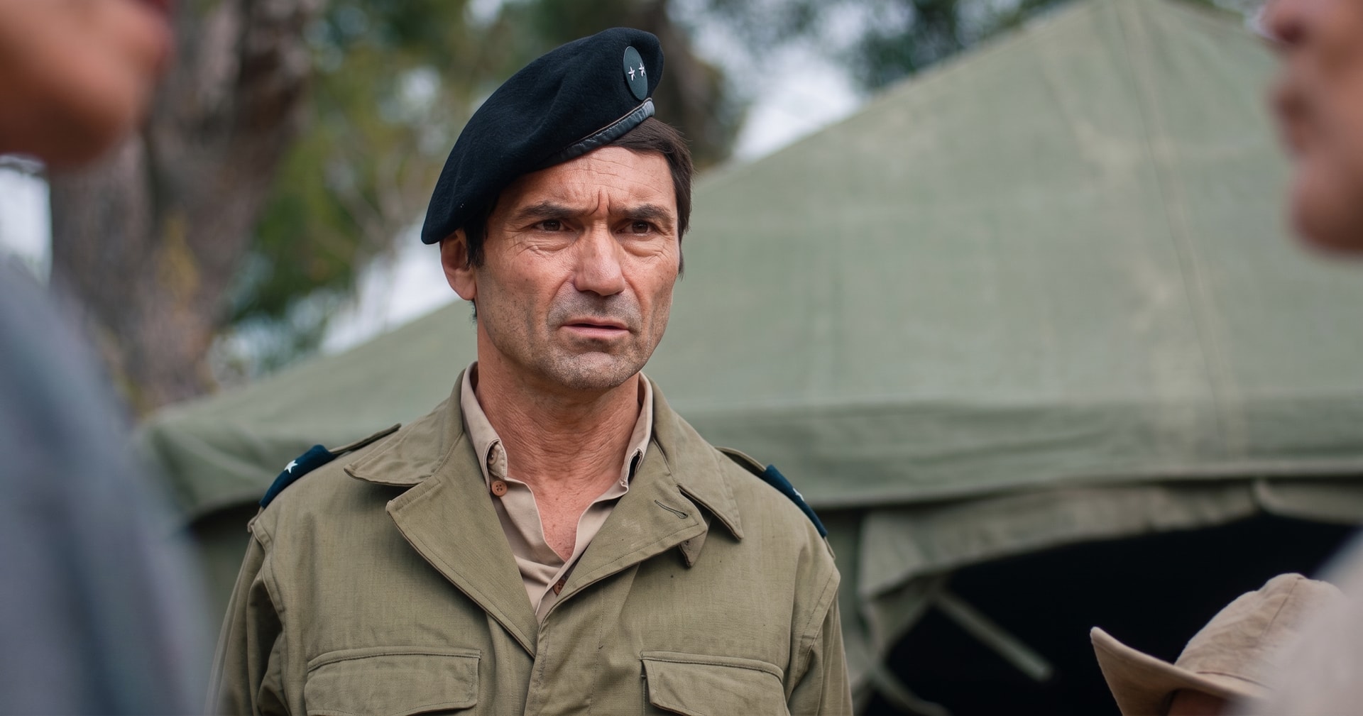 Frank BETERMIN en costume militaire sur un tournage